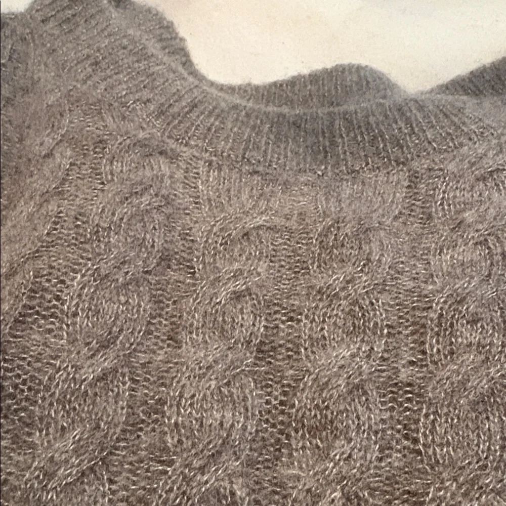 Meilleur Moment cable knit cashmere sweater - Picture 9 of 10